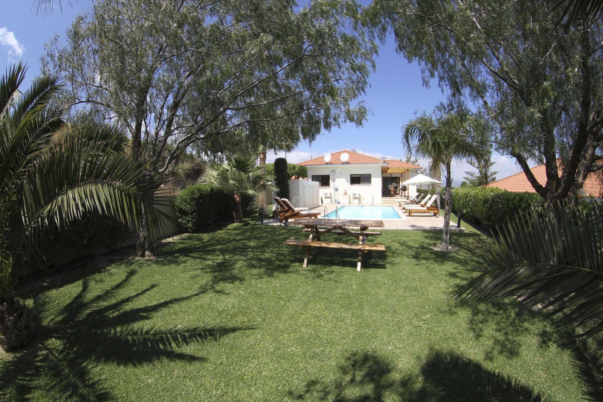 Eve Pissouri Rozaki Villa Exteriör bild